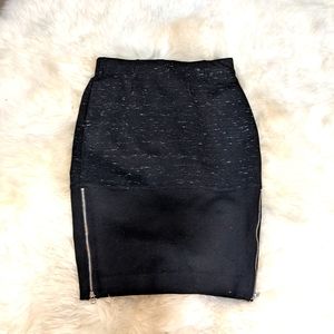 Aritzia skirt, size 0. Great for work. Black with grey flecks.